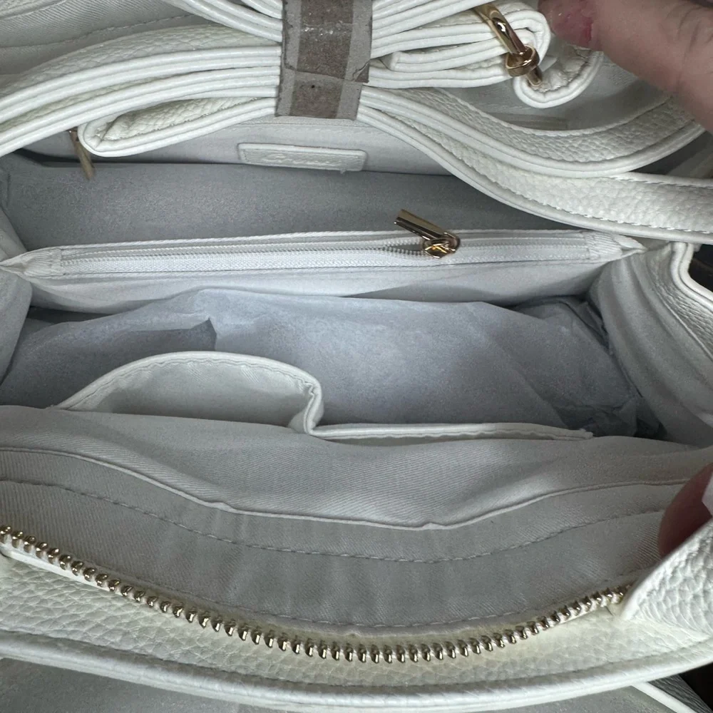 White Bow Satchel by Crossi - Picture 4 of 4